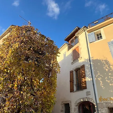 Maison De Village Avec Vue Sur Luberon * Mane (Alpes-de-Haute-Provence)