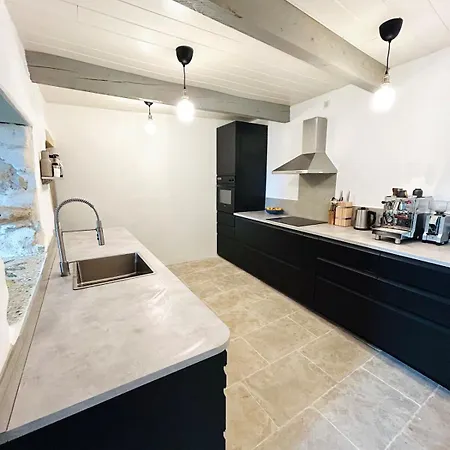 Maison De Village Avec Vue Sur Luberon בית נופש *